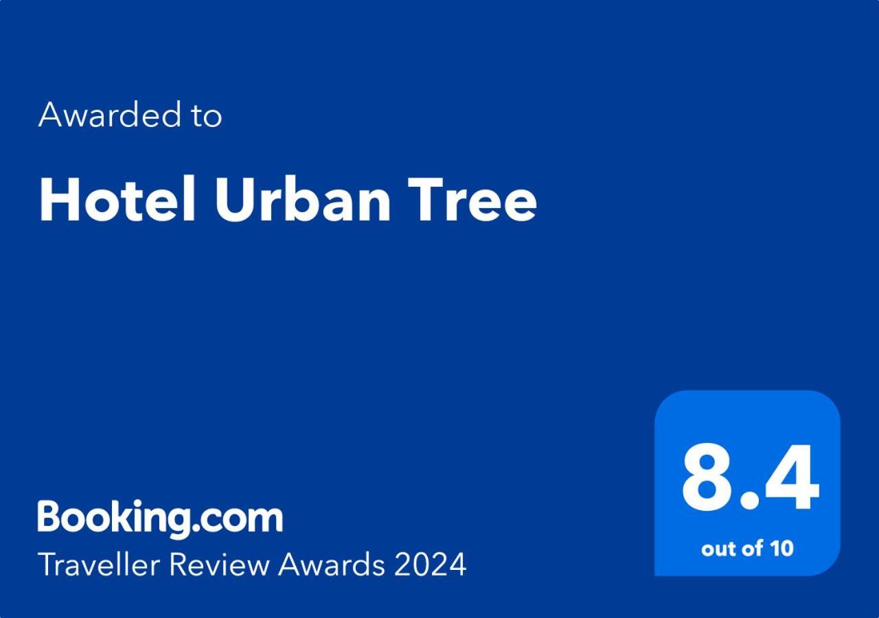 Hotel Urban Tree At Delhi Airport Нью-Дели Экстерьер фото